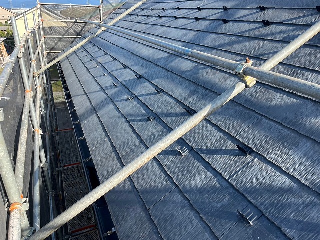 南アルプス市　屋根塗装　足場仮設　屋根足場